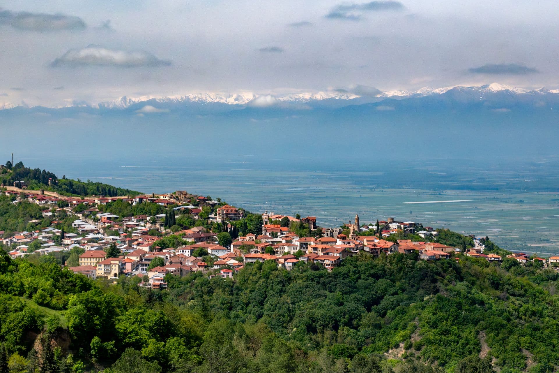 Sighnaghi and the Alazani Valley in Kakheti